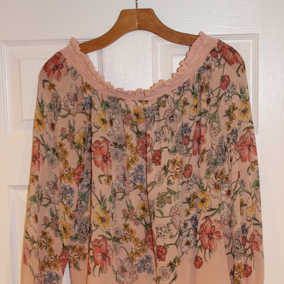 Forever 21 Off the Shoulder Top - Picture 1 of 4